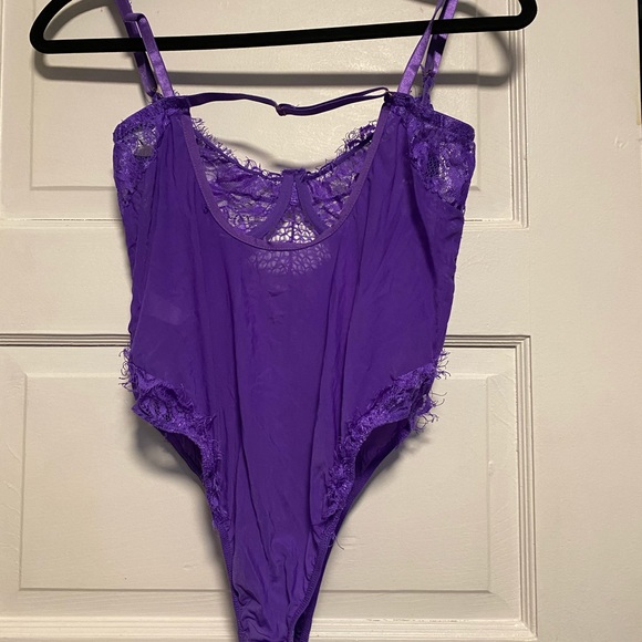 ❗️SOLD❗️OOTDFASH LACE BODY SUIT - Picture 3 of 4